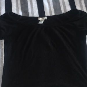 Off The Shoulder Crop Top .